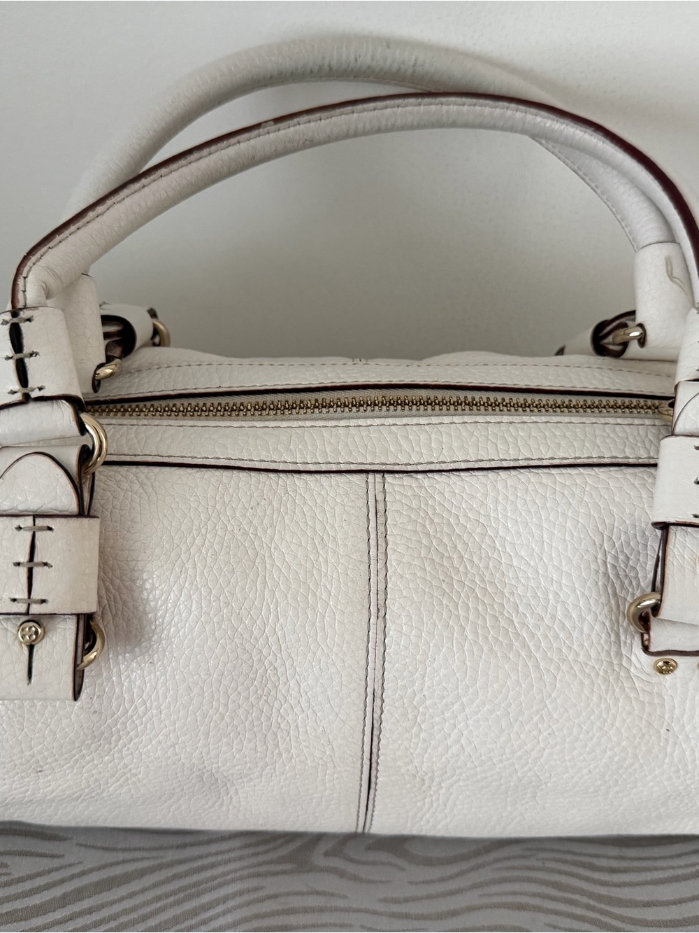 kate spade White Pebbled Leather Satchel with Gold Hardware vintage EUC - Picture 3 of 9